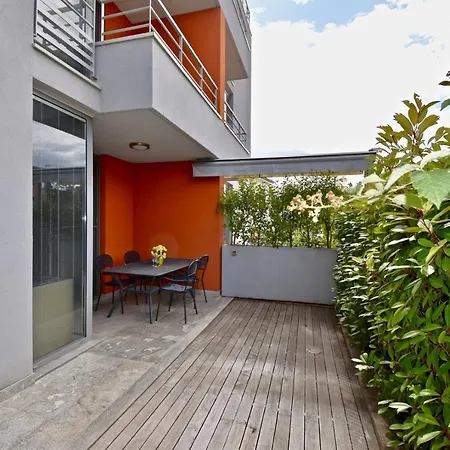 With Private Garage 150 M From The Beach ゲストハウス 3*